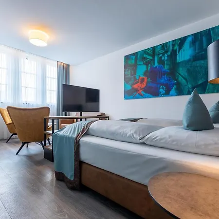Trip & Hotel 4*